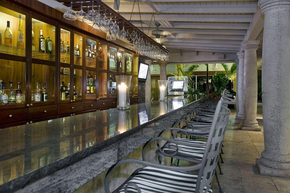 โรงแรมวินเวิร์ด พาสเซจ ชาร์ลอตต์อะมาลี ร้านอาหาร รูปภาพ